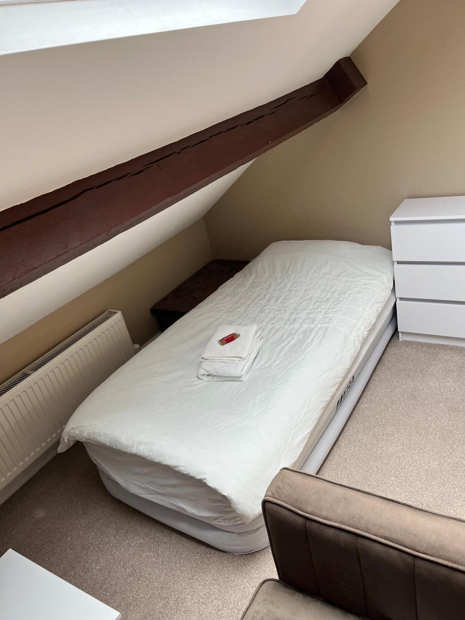 Beckett Guest House 巴恩斯利 外观 照片